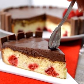 framboos kitkat taart